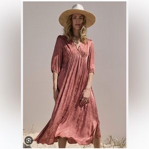 August the Label Paisley Jacquard Midi Dress size small